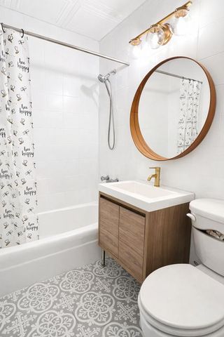 90 Gold St Apt 20B, New York City, NY 10038