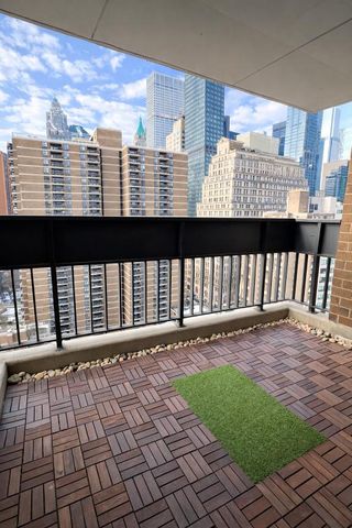 90 Gold St Apt 20B, New York City, NY 10038