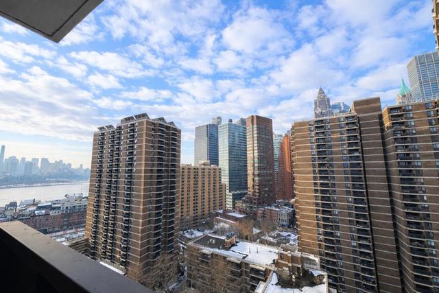 90 Gold St Apt 20B, New York City, NY 10038