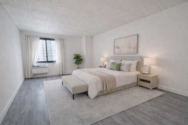 90 Gold St Apt 20B, New York City, NY 10038