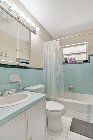 3208 NE 8th Court 1, Pompano Beach, FL 33062