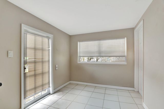 3208 NE 8th Court 1, Pompano Beach, FL 33062