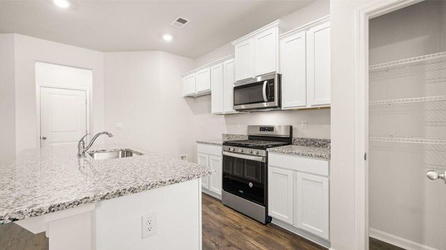 1018 Quaint Parish Circle, Graniteville, SC 29829