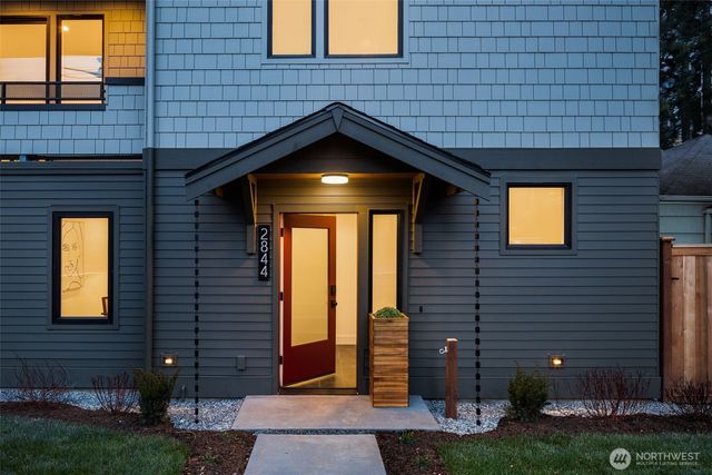 2844 35th Avenue W, Seattle, WA 98199