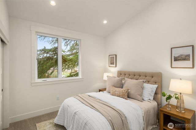 2844 35th Avenue W, Seattle, WA 98199