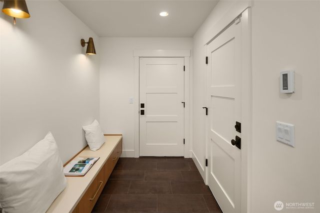 2844 35th Avenue W, Seattle, WA 98199