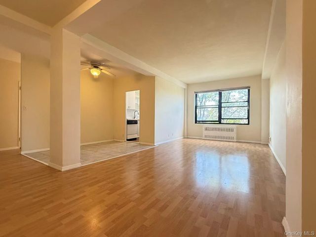 99-60 63rd road APT 5W, Rego Park, NY 11374