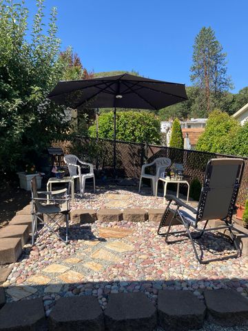 8401 Old Stage Road UNIT 26, Central Point, OR 97502