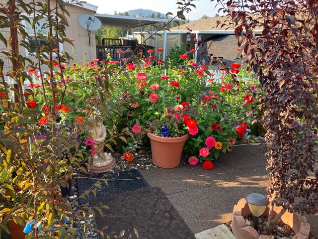 8401 Old Stage Road UNIT 26, Central Point, OR 97502