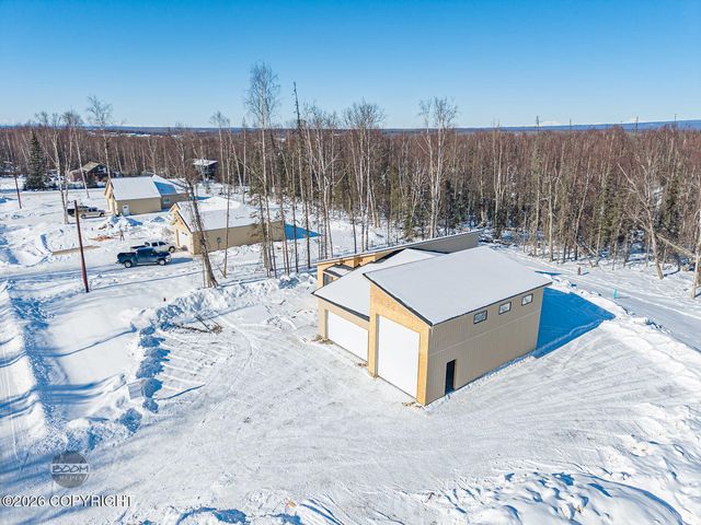 9509 W Palermo Circle, Wasilla, AK 99623