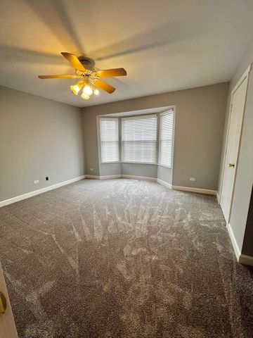 404 Lauren Lane, Island Lake, IL 60042