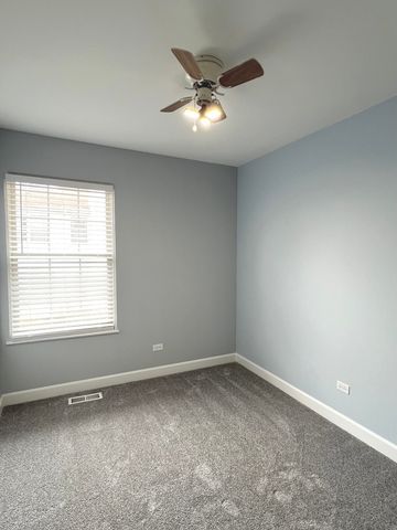 404 Lauren Lane, Island Lake, IL 60042