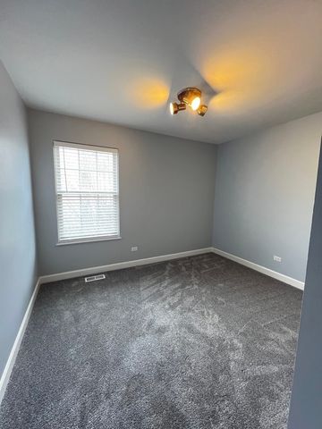 404 Lauren Lane, Island Lake, IL 60042