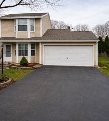 404 Lauren Lane, Island Lake, IL 60042