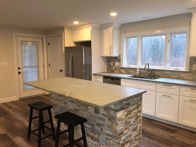 142 Parker Street 3, Maynard, MA 01754
