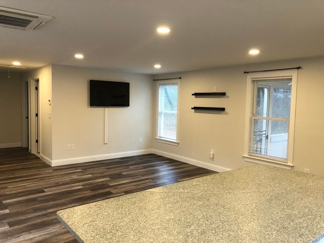 142 Parker Street 3, Maynard, MA 01754