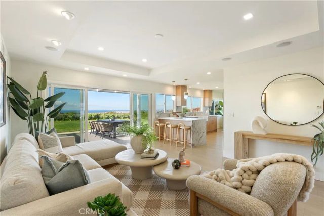 3501 Sausalito, Corona Del Mar, CA 92625