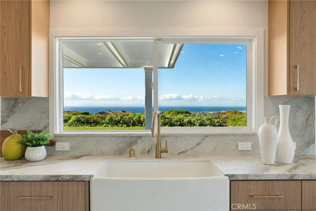 3501 Sausalito, Corona Del Mar, CA 92625