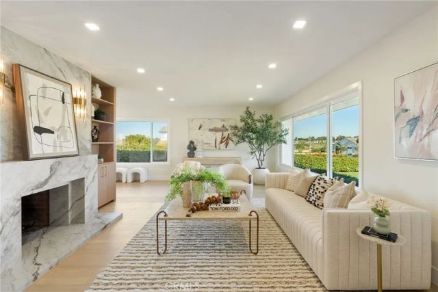 3501 Sausalito, Corona Del Mar, CA 92625