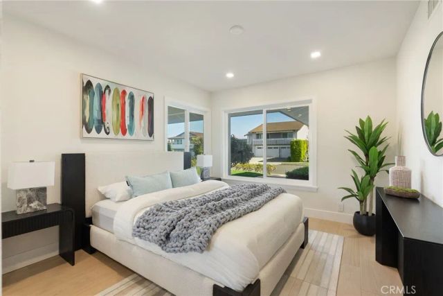 3501 Sausalito, Corona Del Mar, CA 92625