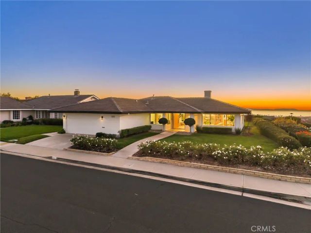 3501 Sausalito, Corona Del Mar, CA 92625