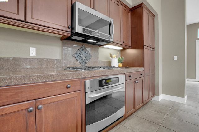 1765 Latour Ave, Brentwood, CA 94513