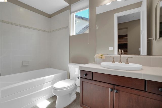 1765 Latour Ave, Brentwood, CA 94513