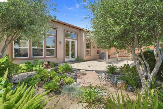 1765 Latour Ave, Brentwood, CA 94513