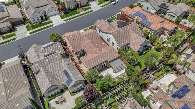 1765 Latour Ave, Brentwood, CA 94513