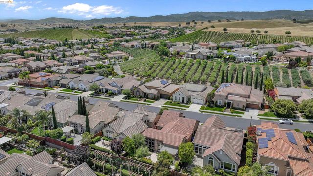 1765 Latour Ave, Brentwood, CA 94513