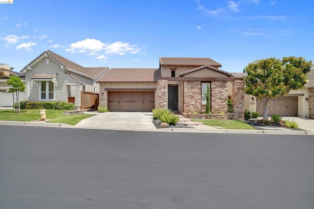 1765 Latour Ave, Brentwood, CA 94513