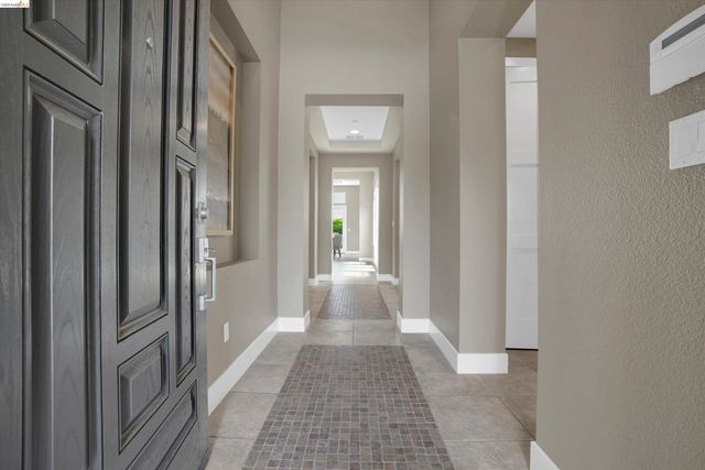 1765 Latour Ave, Brentwood, CA 94513