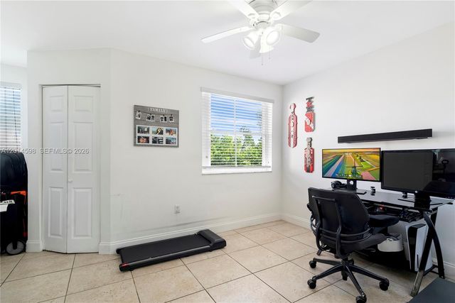8540 NW 6th Ln 7-201, Miami, FL 33126