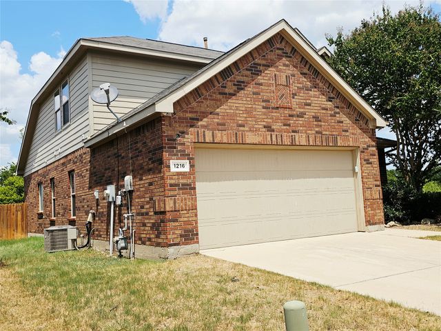 1216 Artesia Drive, Fort Worth, TX 76052