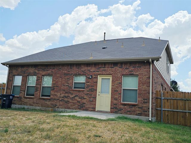 1216 Artesia Drive, Fort Worth, TX 76052