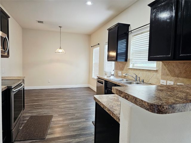 1216 Artesia Drive, Fort Worth, TX 76052