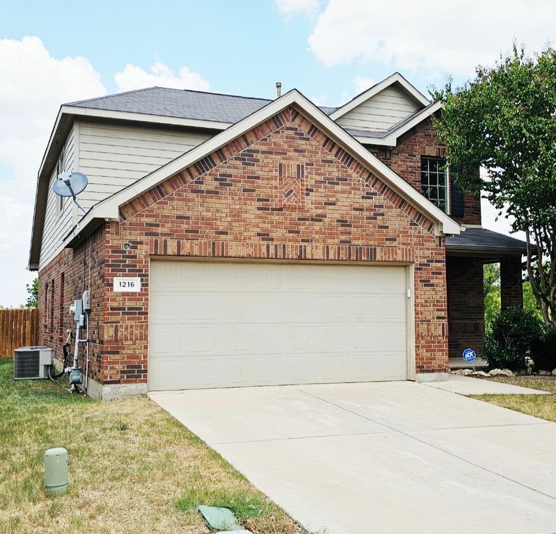 1216 Artesia Drive, Fort Worth, TX 76052
