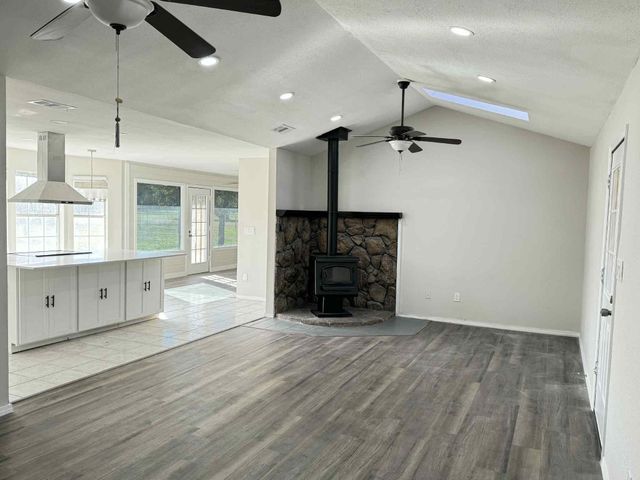 529 Morris Lane, Greenville, TX 75402