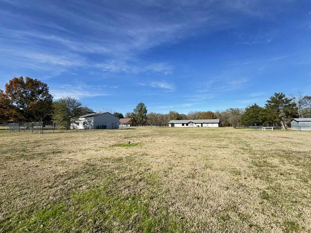529 Morris Lane, Greenville, TX 75402