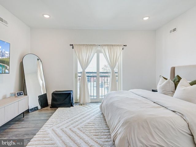 1931 COLONIAL ST, Philadelphia, PA 19138