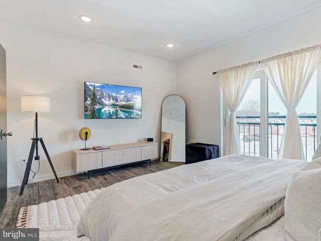 1931 COLONIAL ST, Philadelphia, PA 19138