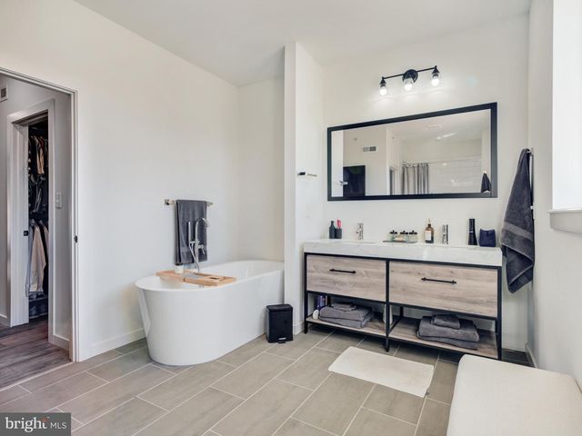 1931 COLONIAL ST, Philadelphia, PA 19138