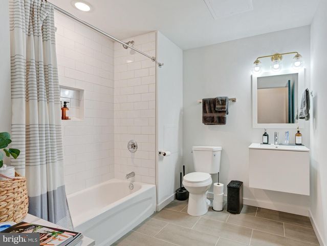 1931 COLONIAL ST, Philadelphia, PA 19138