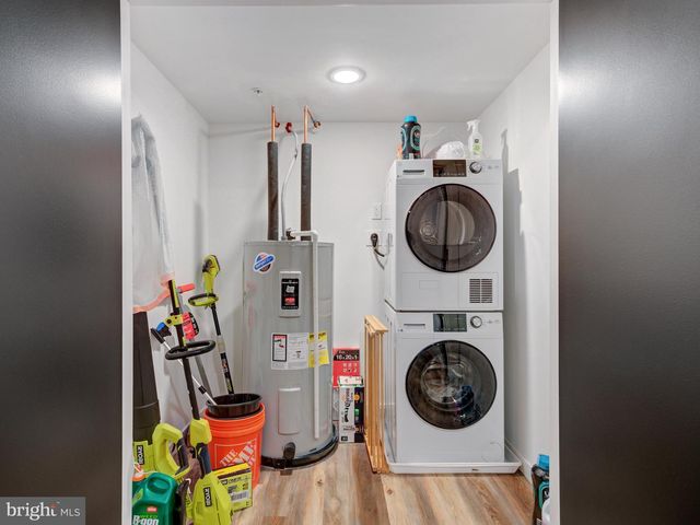 1931 COLONIAL ST, Philadelphia, PA 19138