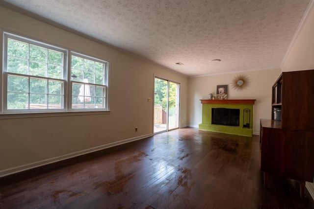 539 Fond Du Lac Drive, Stone Mountain, GA 30088