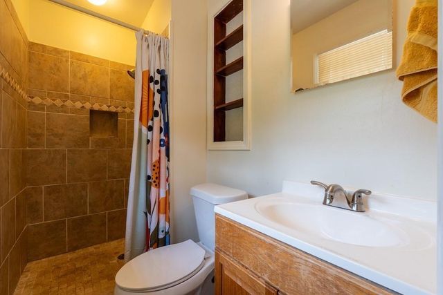 539 Fond Du Lac Drive, Stone Mountain, GA 30088