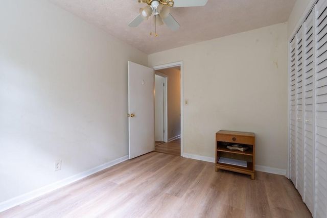 539 Fond Du Lac Drive, Stone Mountain, GA 30088