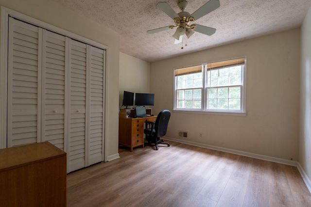 539 Fond Du Lac Drive, Stone Mountain, GA 30088
