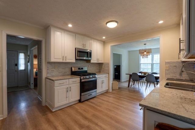539 Fond Du Lac Drive, Stone Mountain, GA 30088