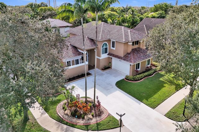 11300 Knot Way, Cooper City, FL 33026
